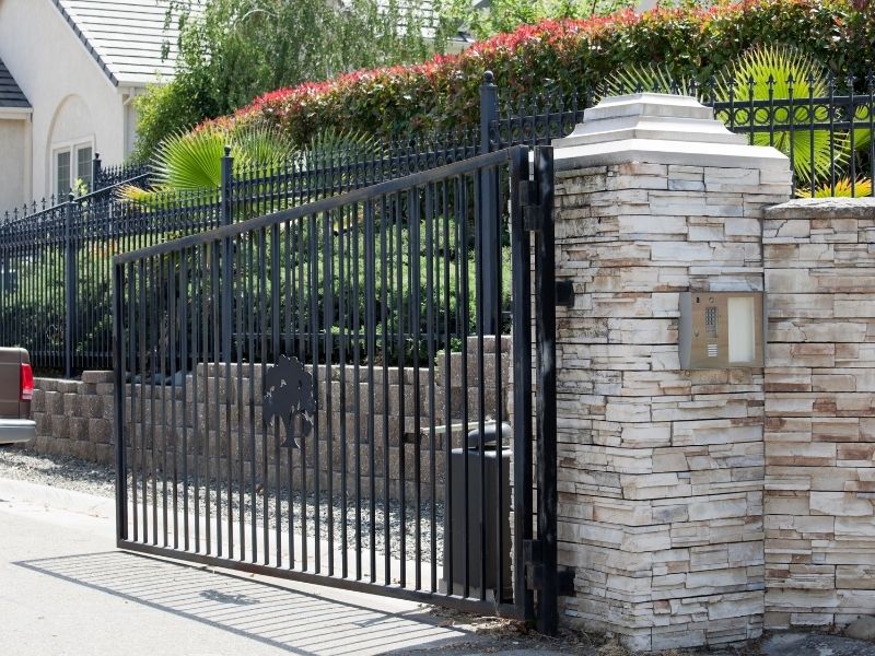 ES-Blog-Interns-Gated-Community
